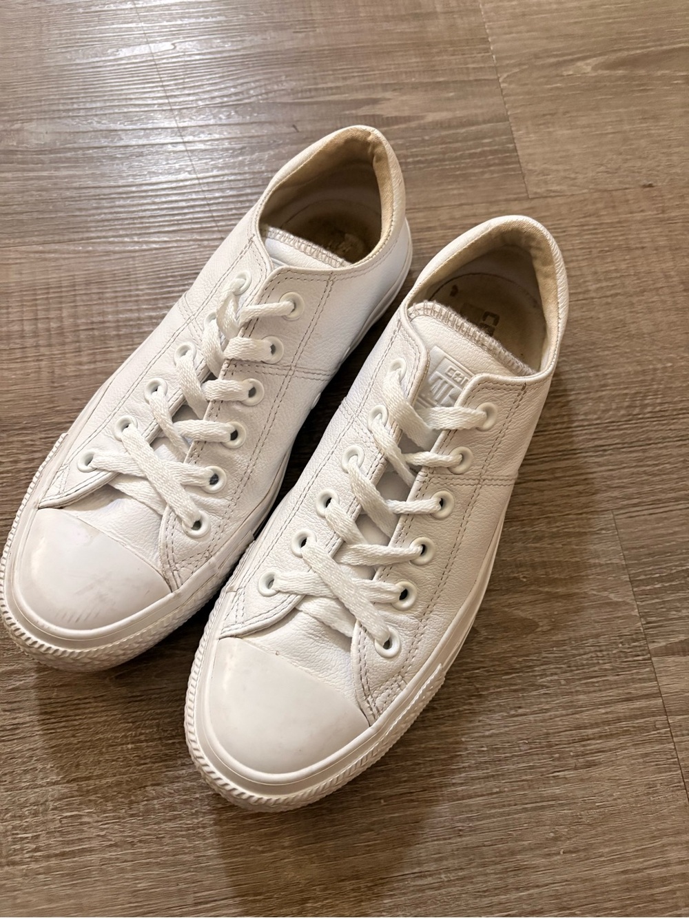 All Star Converse White Leather Low-Top Lace-Up Sneakers